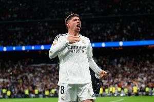 64场！巴尔韦德成21世纪五大联赛单赛季出战比赛并列最多球员